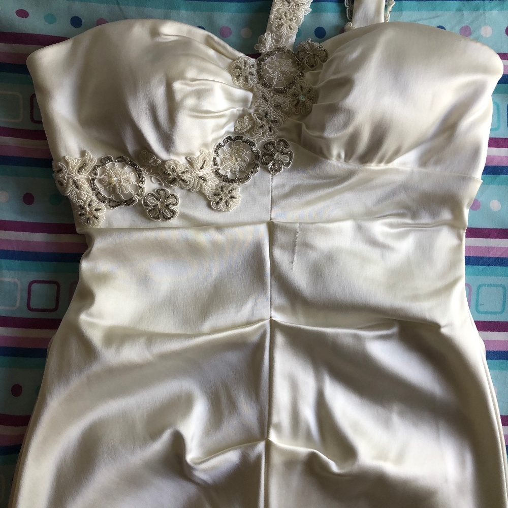NWT Ivory Pearl Ruched Cache Prom Dress Satin Single Strap